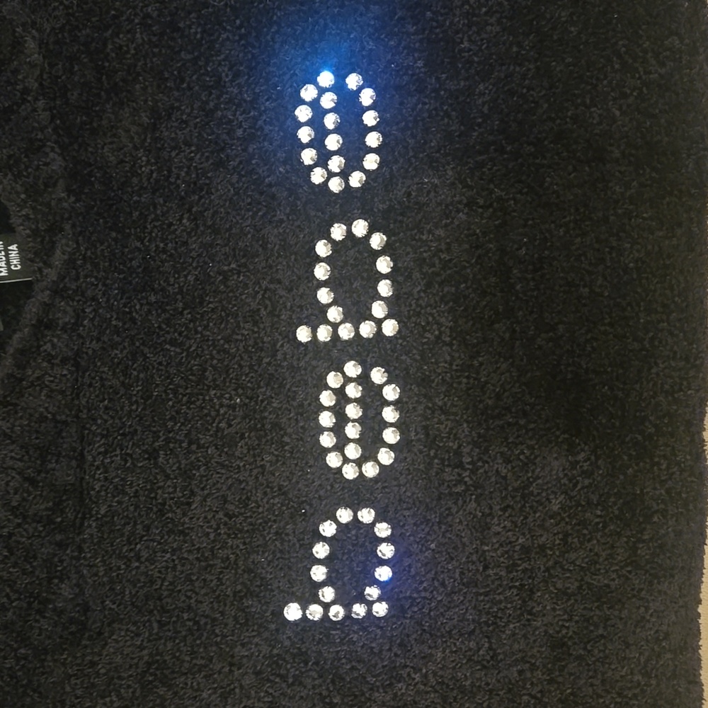 Top - Picture 2 of 7